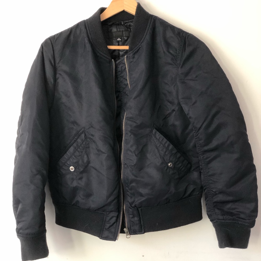 Uniqlo bomber puffy jacket